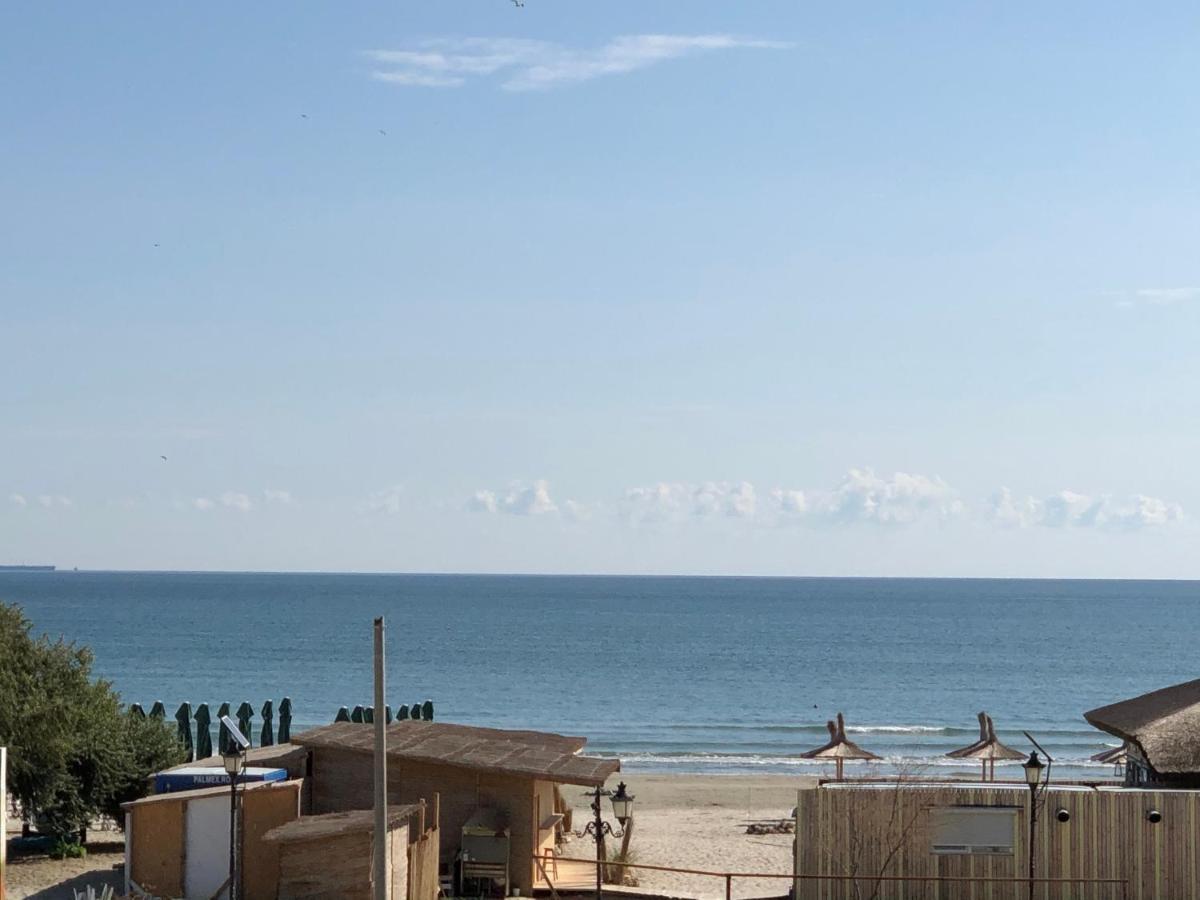 By The Sea Ap. 9 Apartment Navodari Bagian luar foto