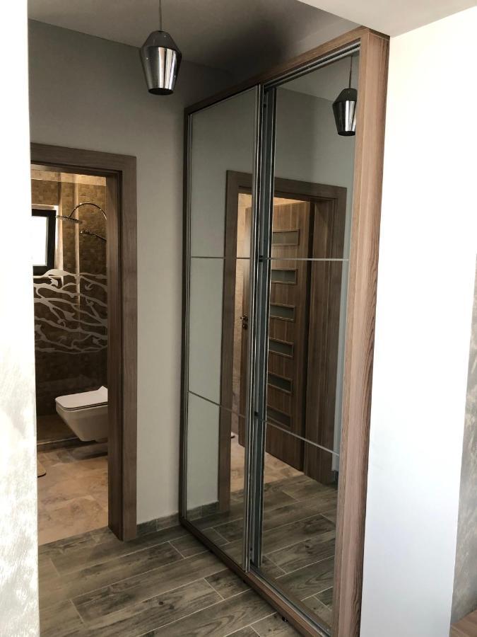 By The Sea Ap. 9 Apartment Navodari Bagian luar foto
