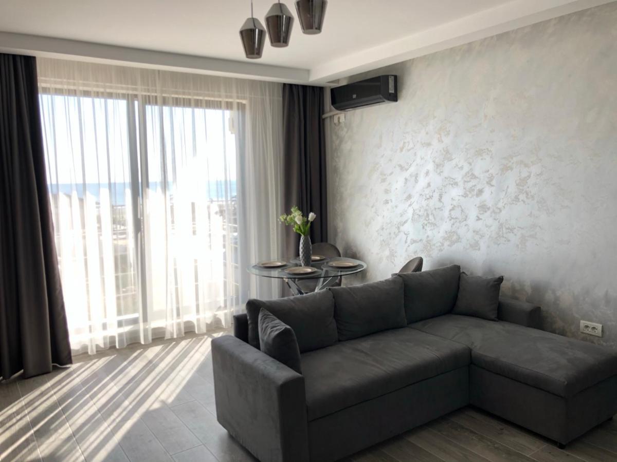 By The Sea Ap. 9 Apartment Navodari Bagian luar foto